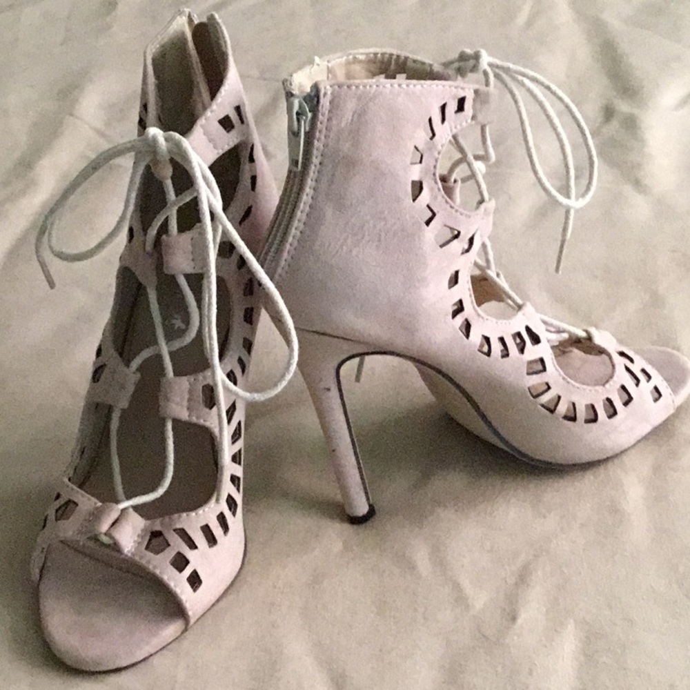 Lace up HEELS